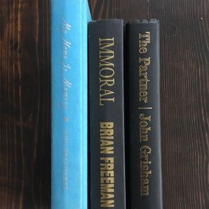 Book bundle 3 📚for 15$